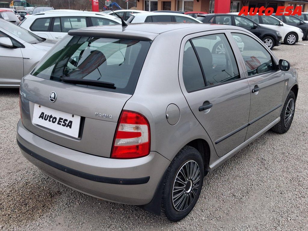 Škoda Fabia, 1.2i,AC,park.asist - fotka 4