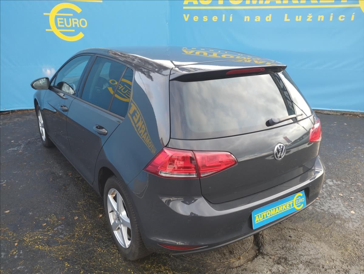 Volkswagen Golf, 1,2 TSi 63KW - fotka 6
