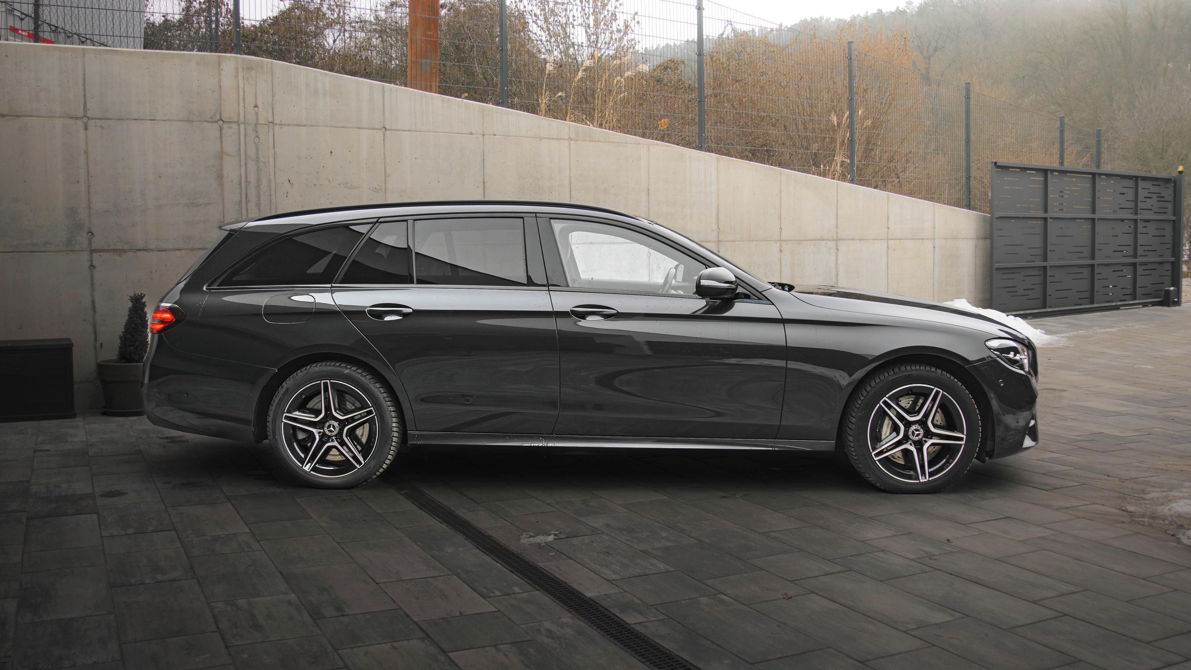 Mercedes-Benz Třídy E, 300DE 4Matic 143kW DPH Hybrid - fotka 4