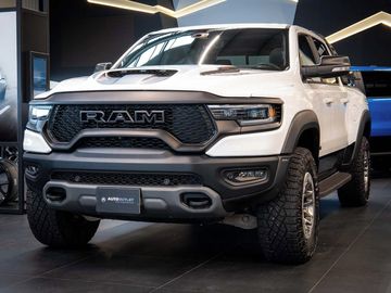 6.2 TRX Supercharged 702HP