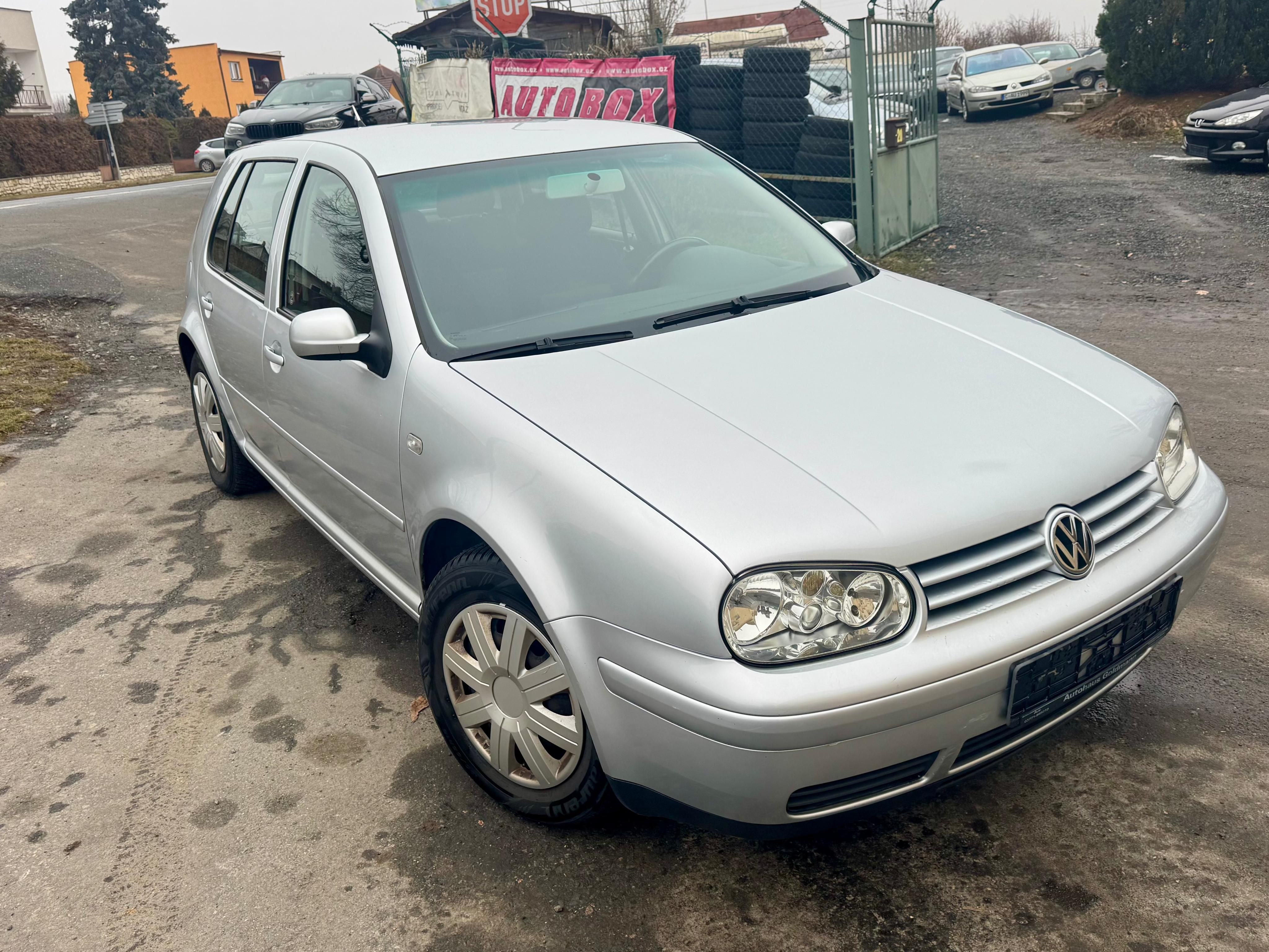 Volkswagen Golf, IV. 1.6 16v 77kW.Klima - fotka 2
