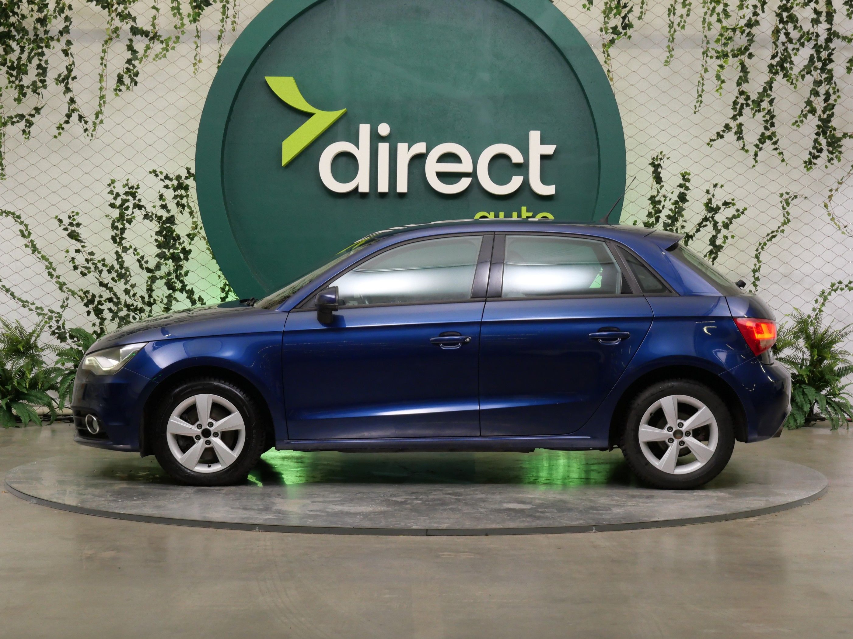 Audi A1, 1.4 TFSI 90 kW Attraction - fotka 3