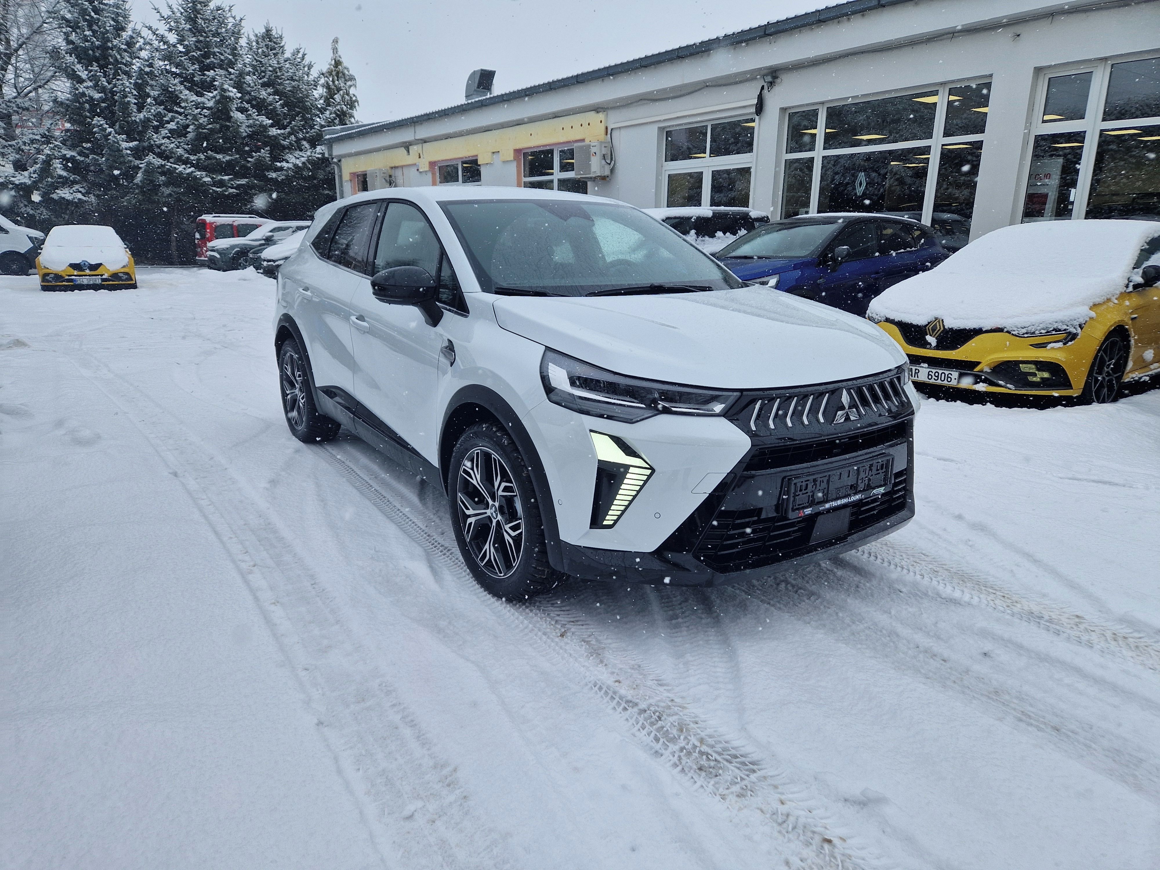 Mitsubishi Grandis, INTENSE+ 1.3DI-T MHEV 104kW AT - fotka 3