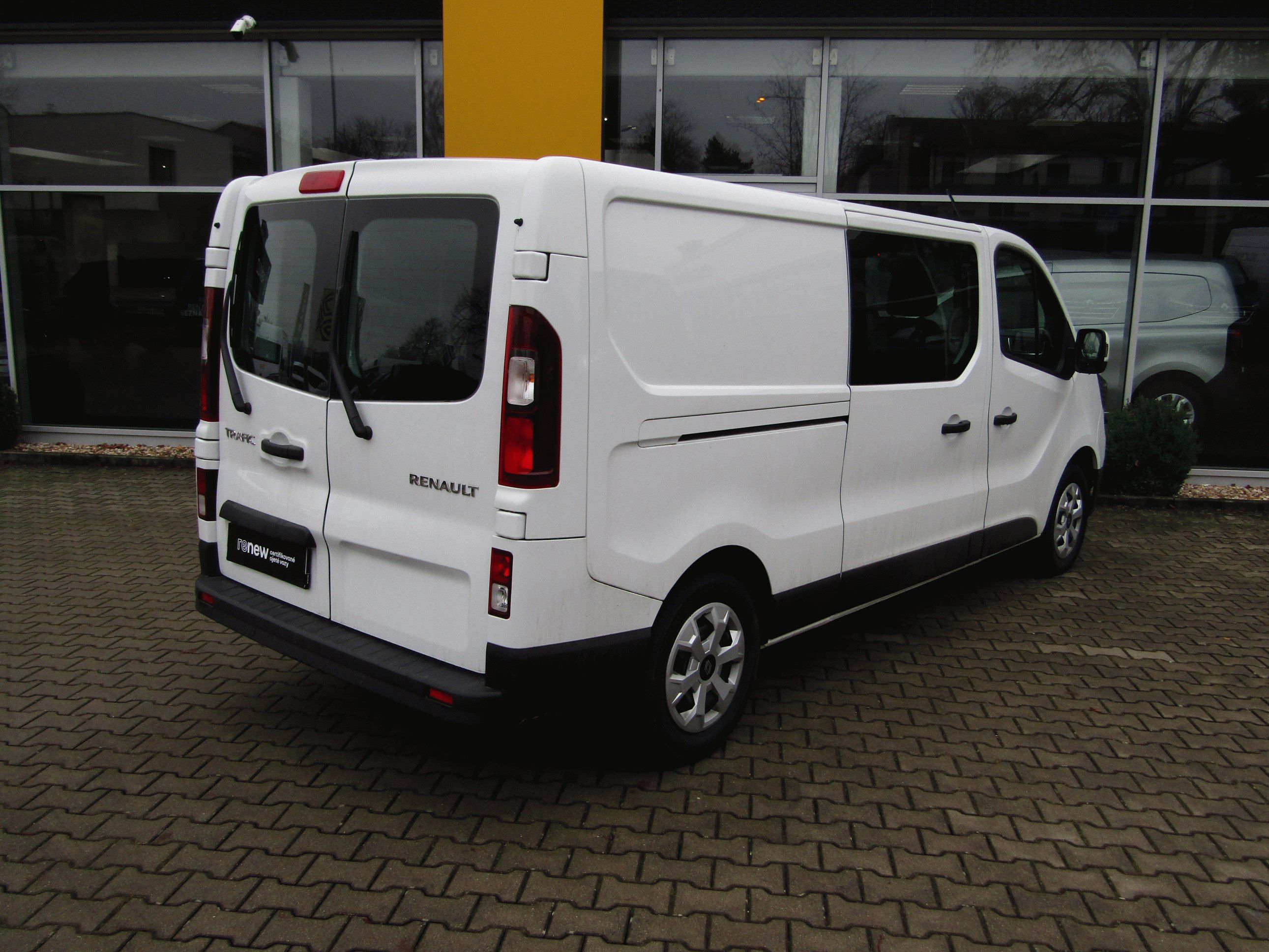 Renault Trafic, dCi 150k Combi Van 6 míst L2 - fotka 2