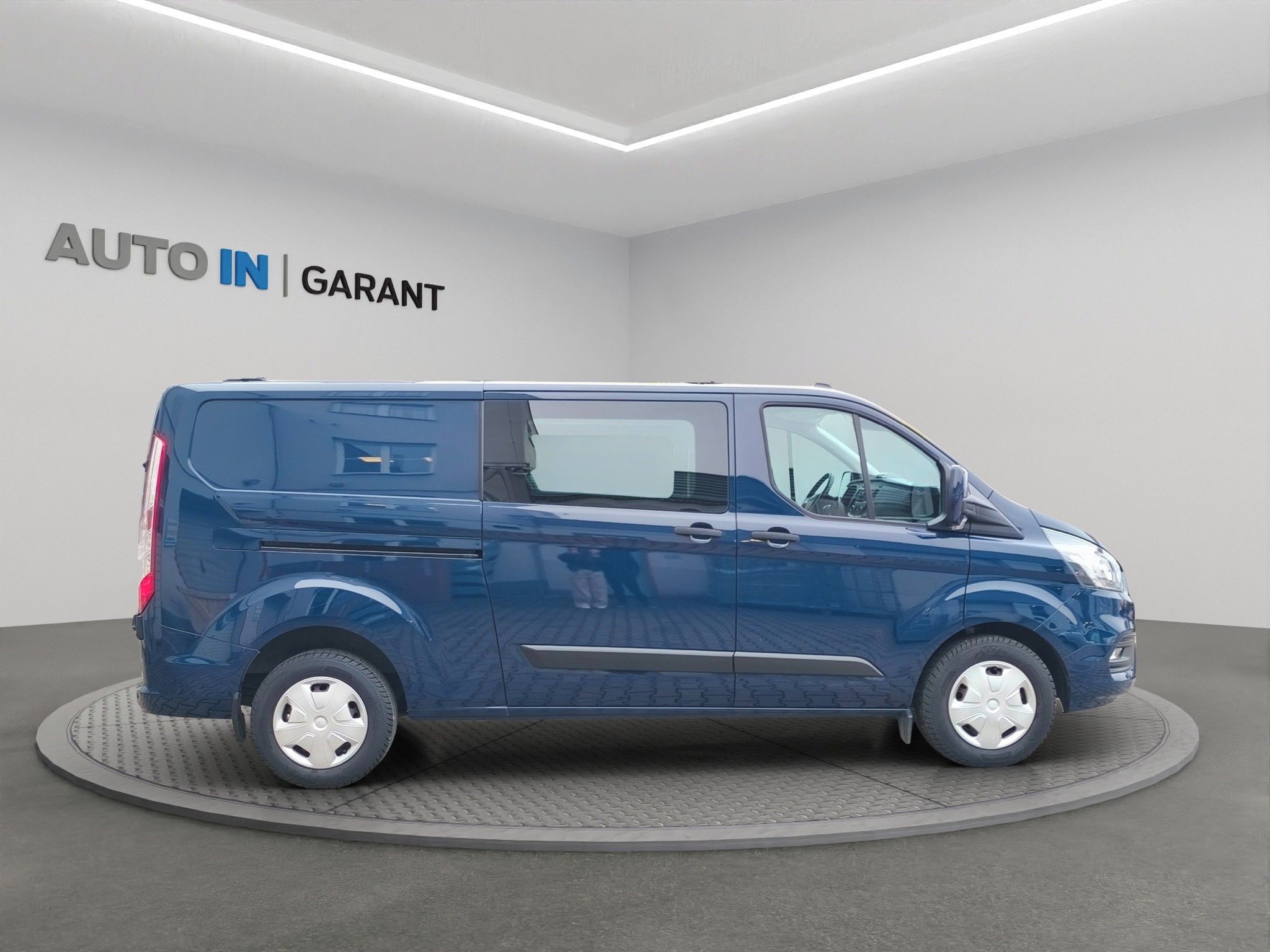 Ford Transit Custom, Kombi L2 Trend, 2,0 EcoBlue 96 - fotka 6