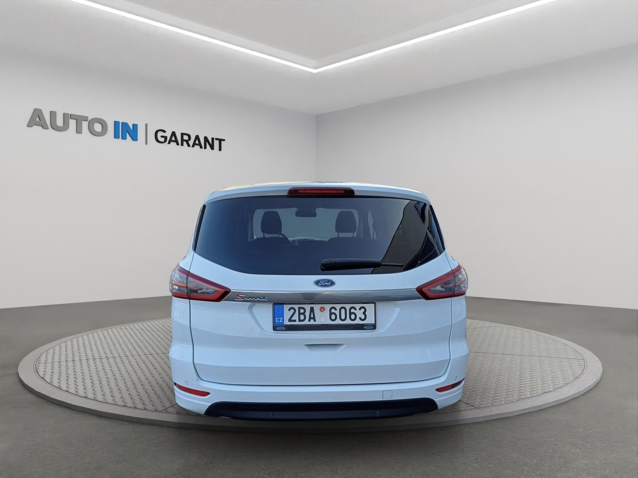 Ford S-MAX, 1,5 118 KW - fotka 4