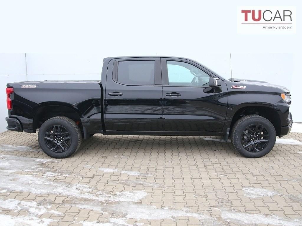 Chevrolet Silverado, 6.2 V8 Trail Boss Z71 - fotka 3