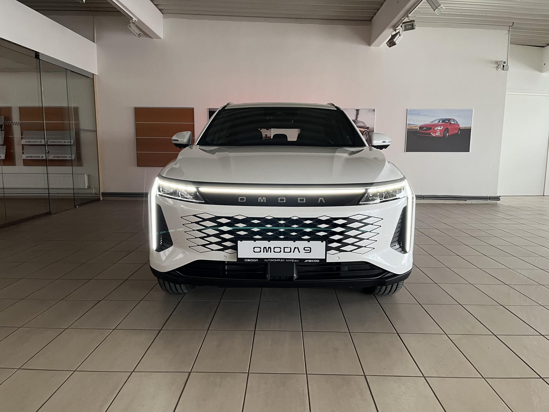 Omoda 9, PHEV - fotka 2
