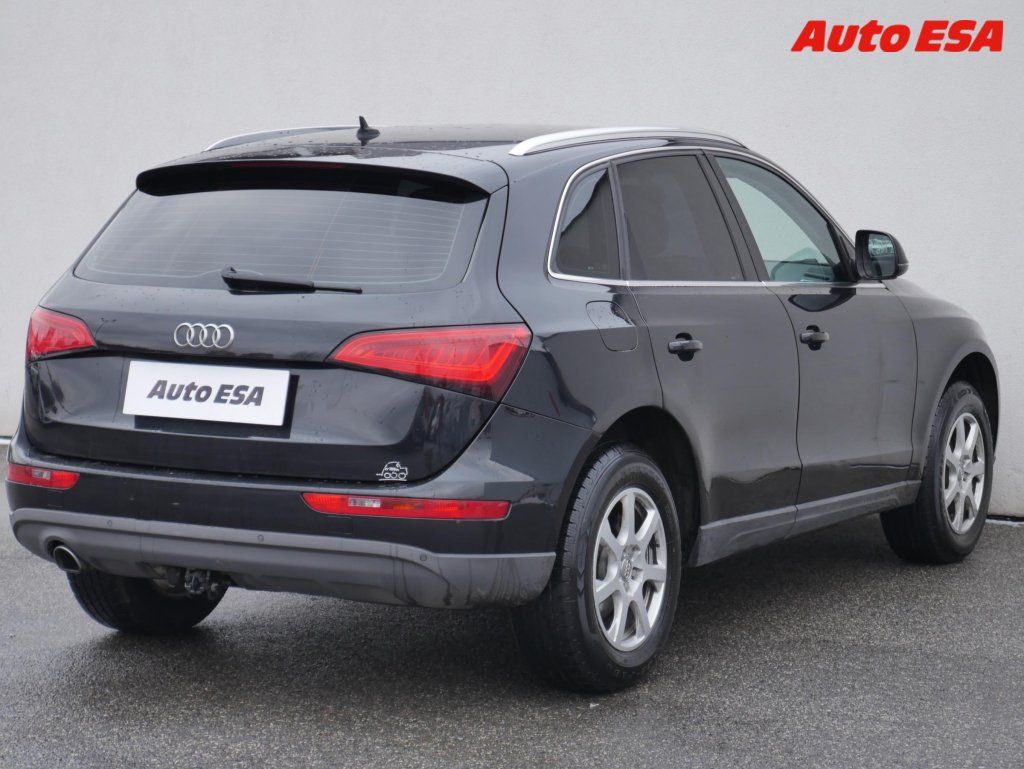 Audi Q5, 2.0TDi Quattro,ČR,AT - fotka 4