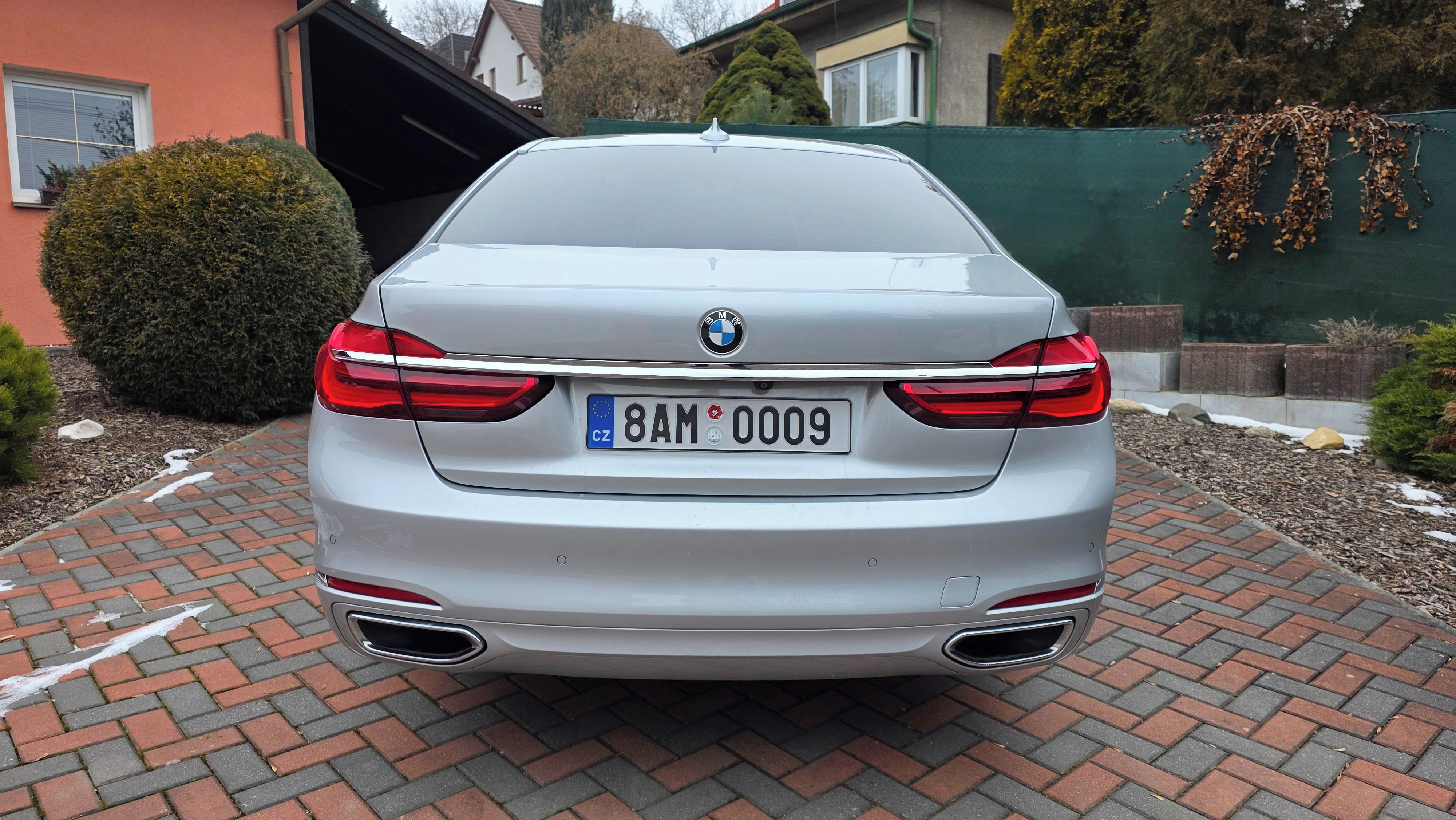 BMW Řada 7, 740d Xdrive, Laser, servis TOP - fotka 5