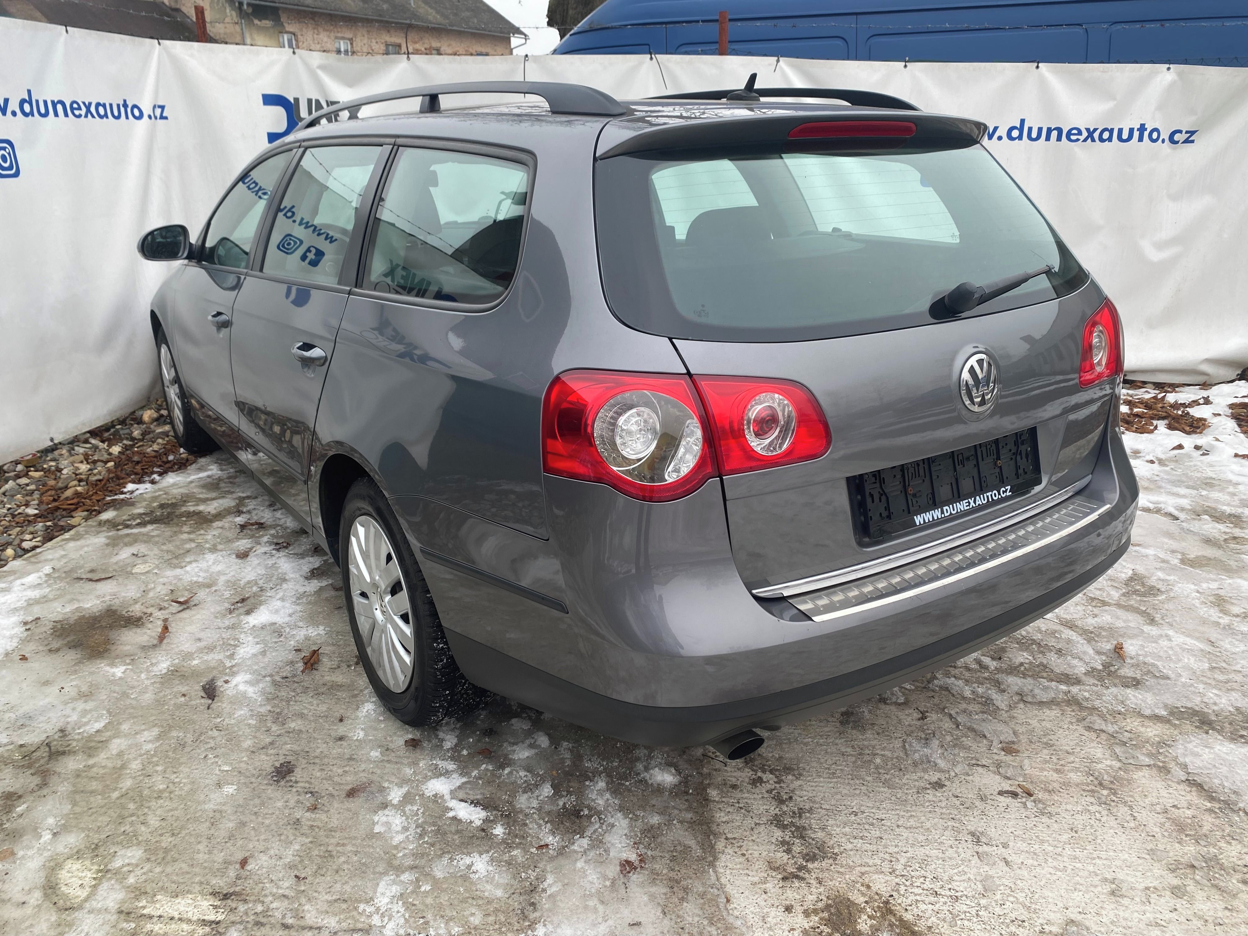 Volkswagen Passat, 1.6 FSI, SERVISNÍ HISTORIE - fotka 3