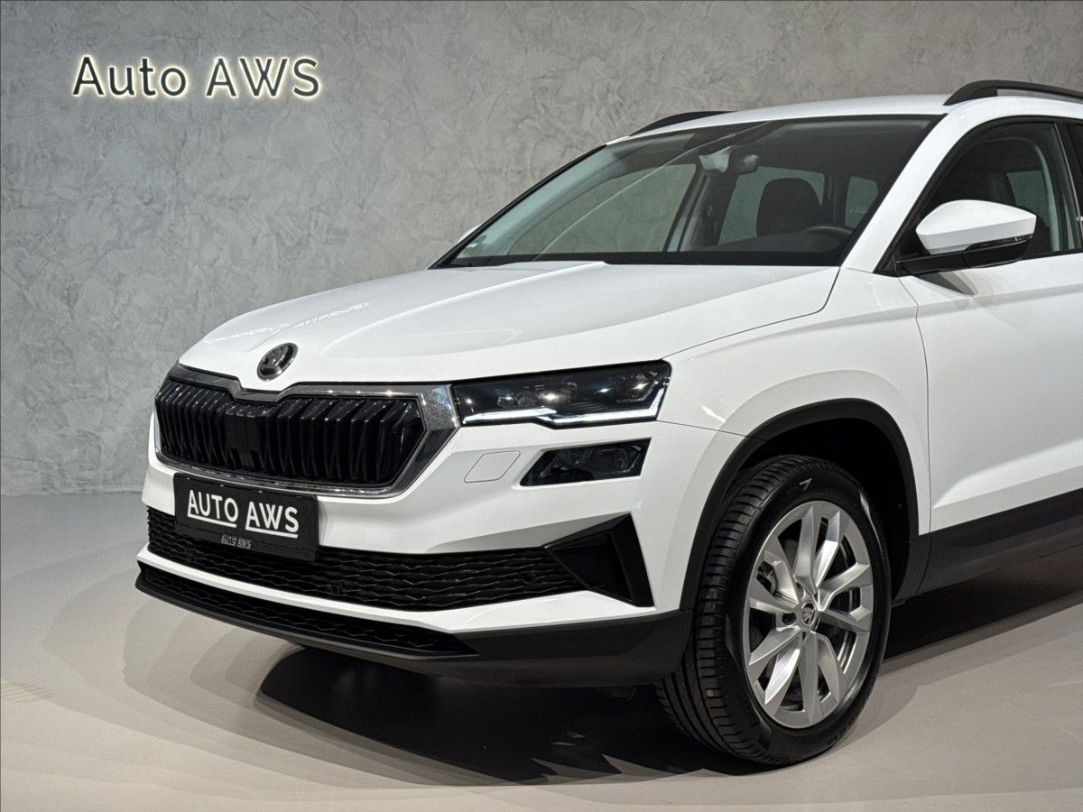 Škoda Karoq, 2,0 TDi  DSG 4x4 Style Virtual - fotka 4