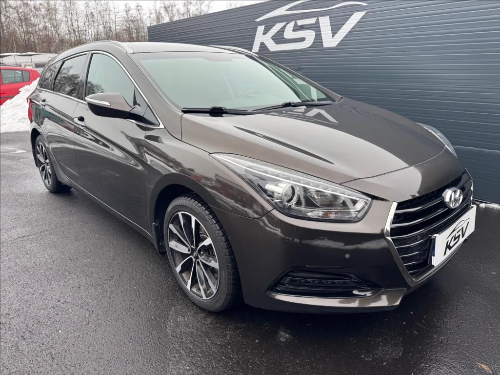 Hyundai i40, 1,7 AUTOMAT, DPH - fotka 5