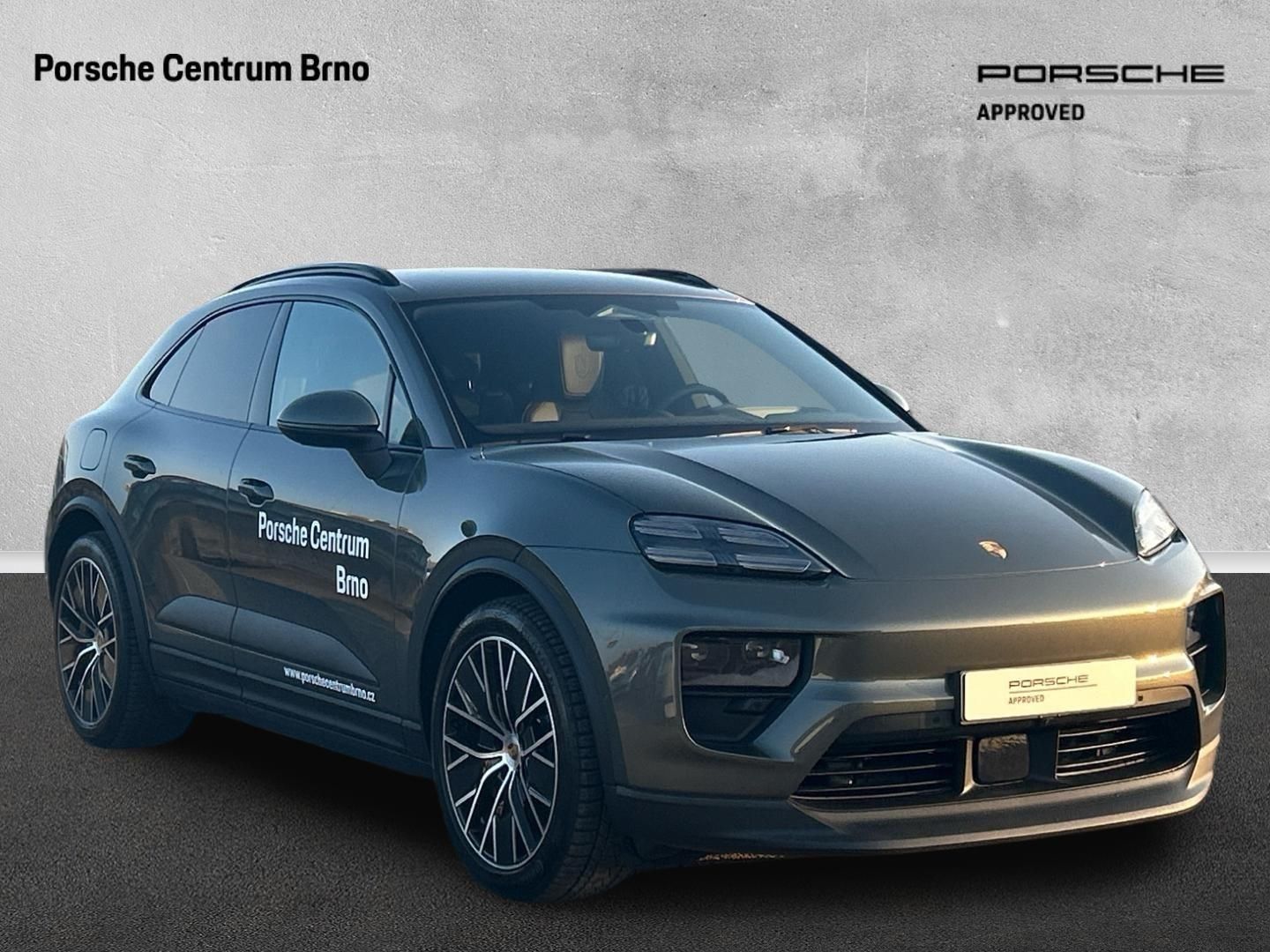 Porsche Macan, 4S Electric - fotka 4