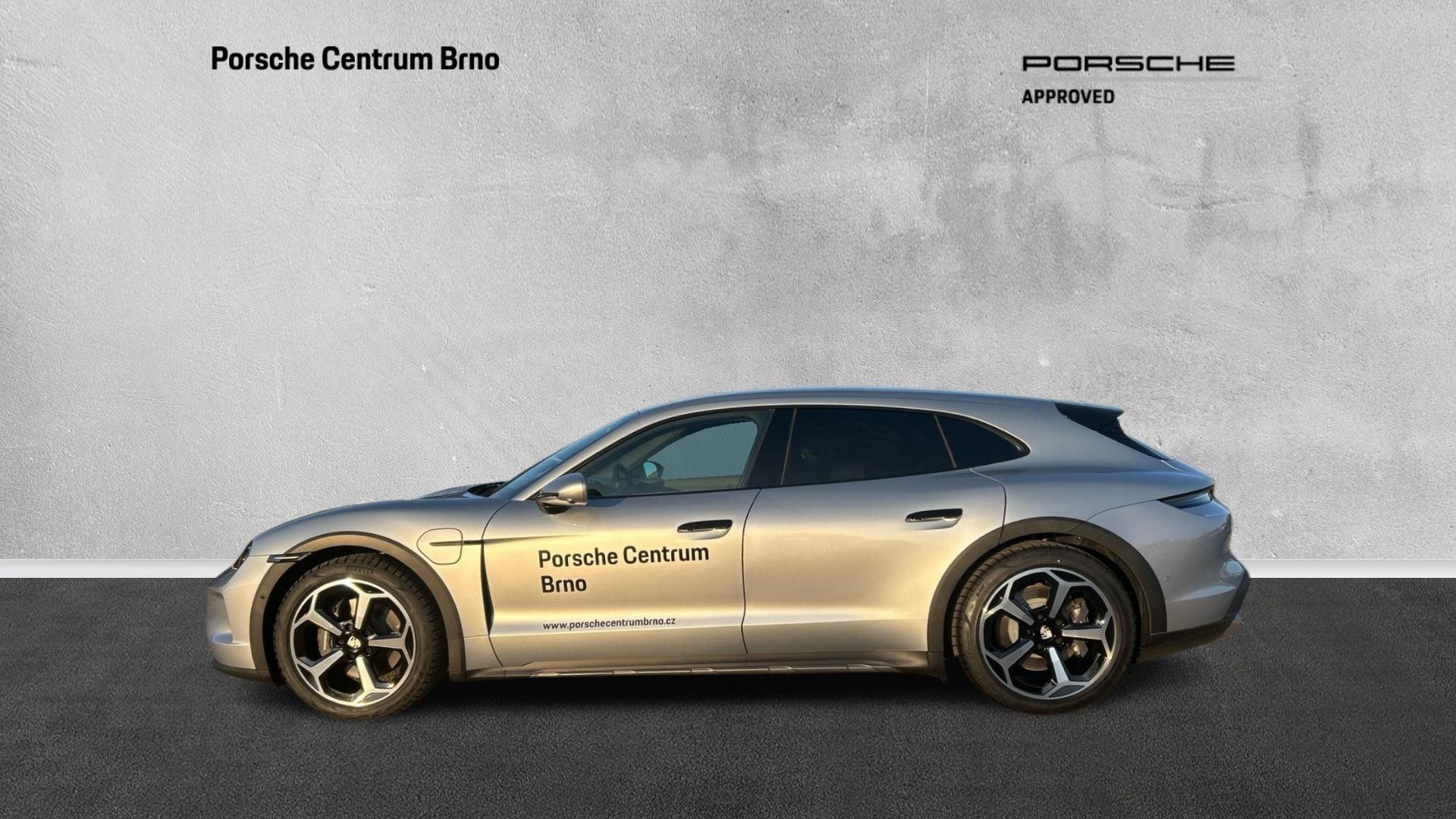 Porsche Taycan, 4 Cross Turismo - fotka 3
