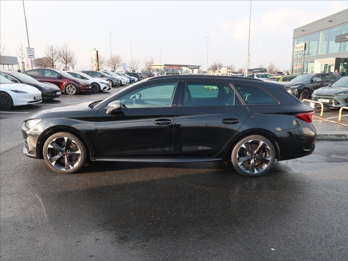 Cupra Leon, 2,0 TSI 180kW DSG ČR 1.maj DPH - fotka 3