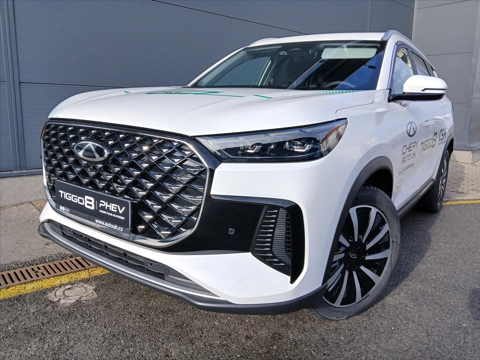 Chery Tiggo 8 PHEV, 1,5   Unique