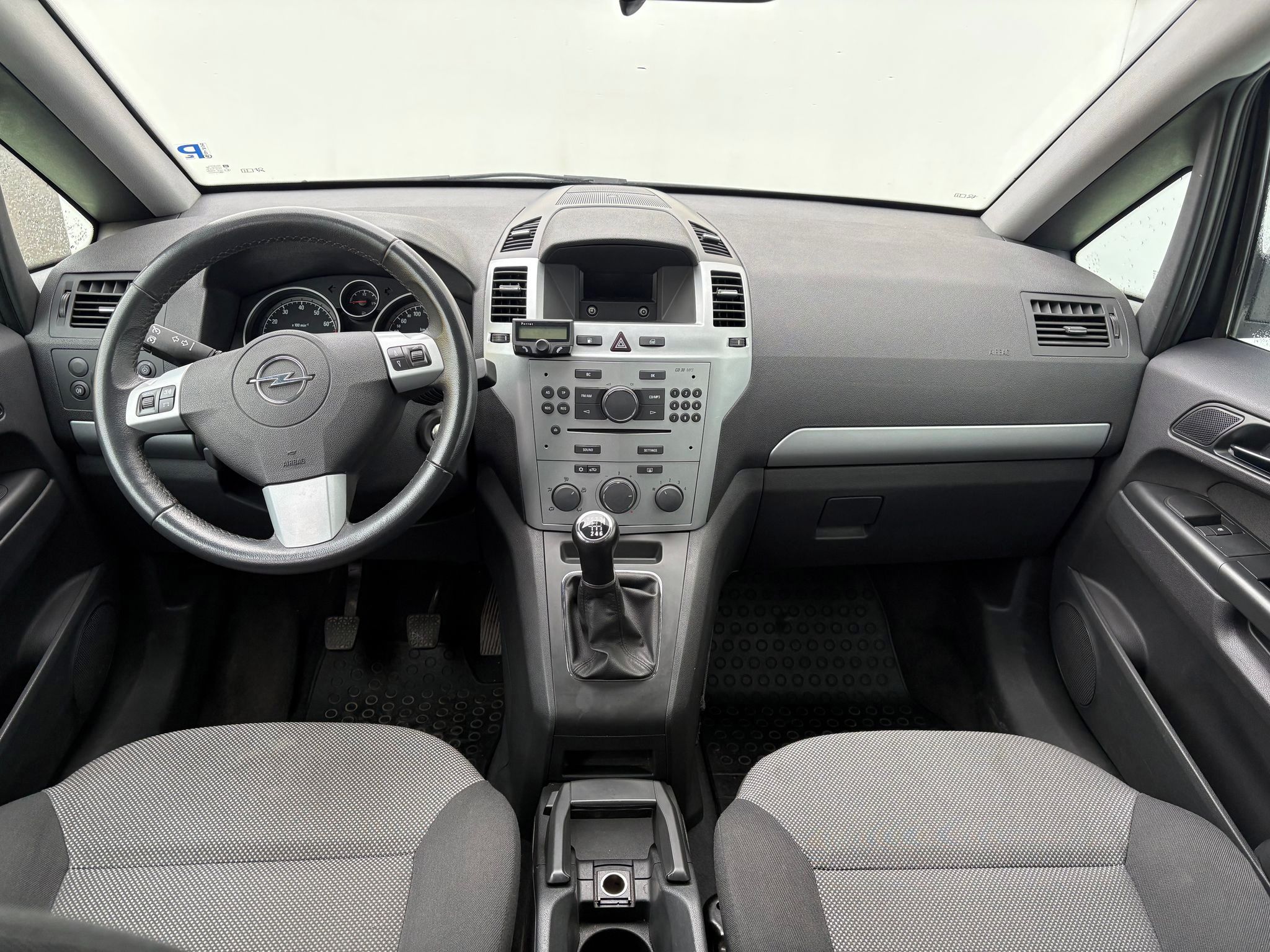 Opel Zafira, 1.6, 110kW, 7Míst, CNG+BENZÍN - fotka 5