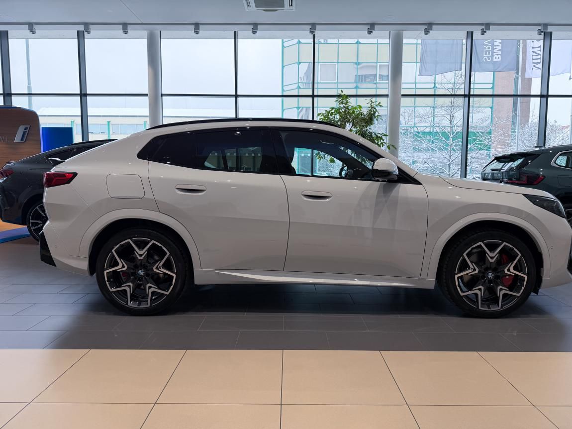 BMW X2, xDrive20d - fotka 2