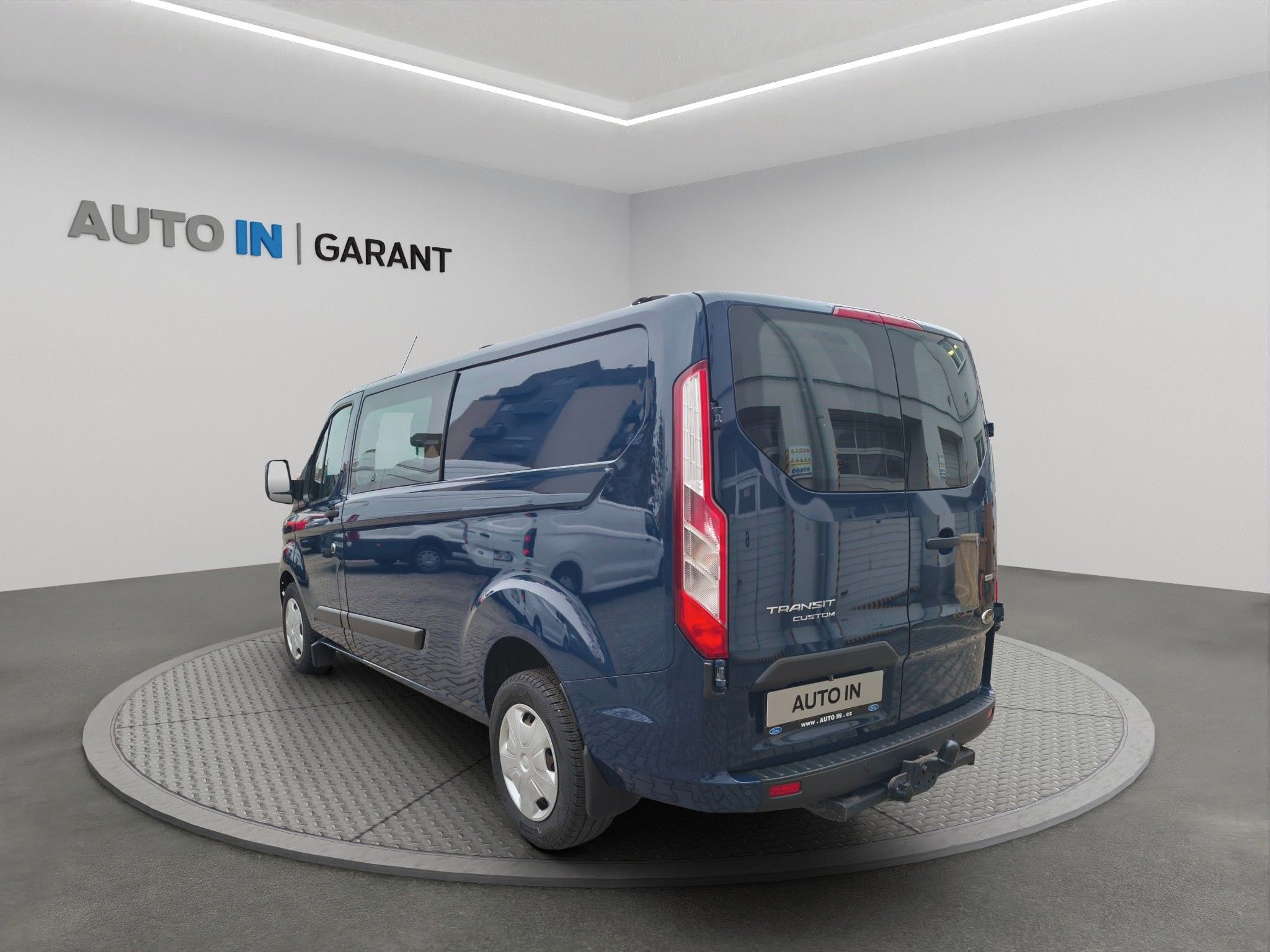 Ford Transit Custom, Kombi L2 Trend, 2,0 EcoBlue 96 - fotka 4