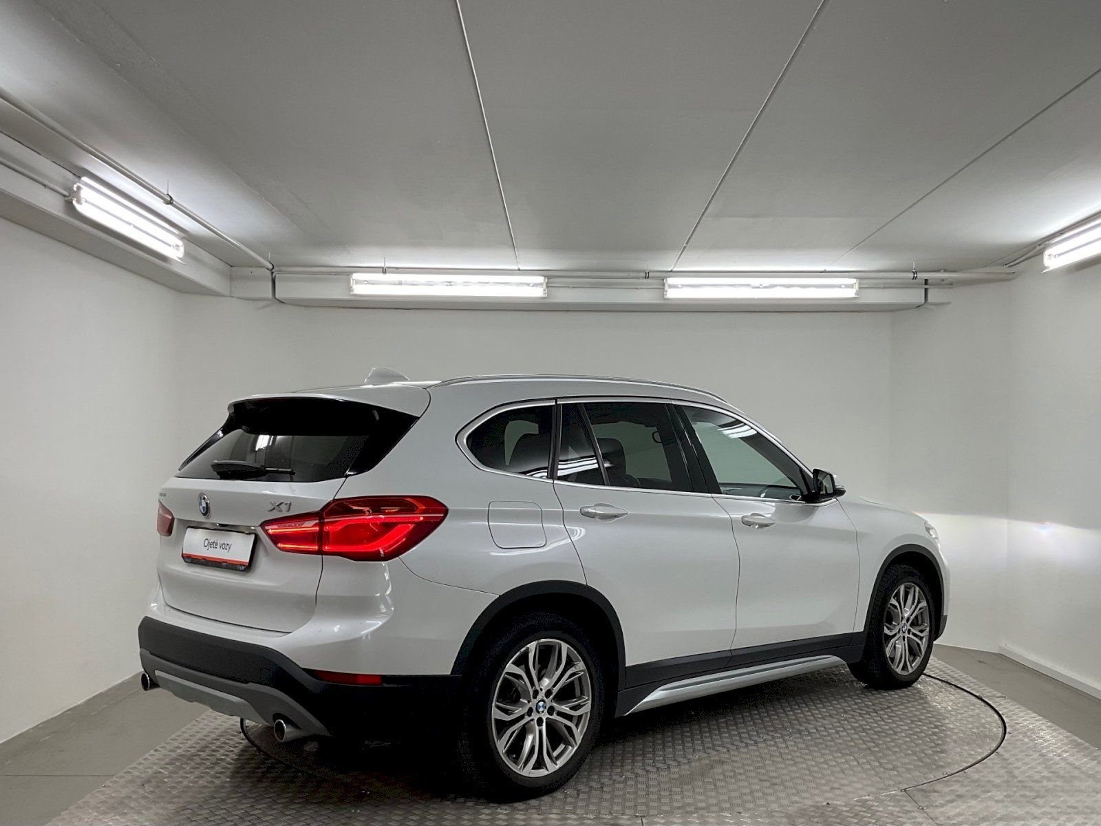 BMW X1, X1 XDRIVE20D - fotka 2