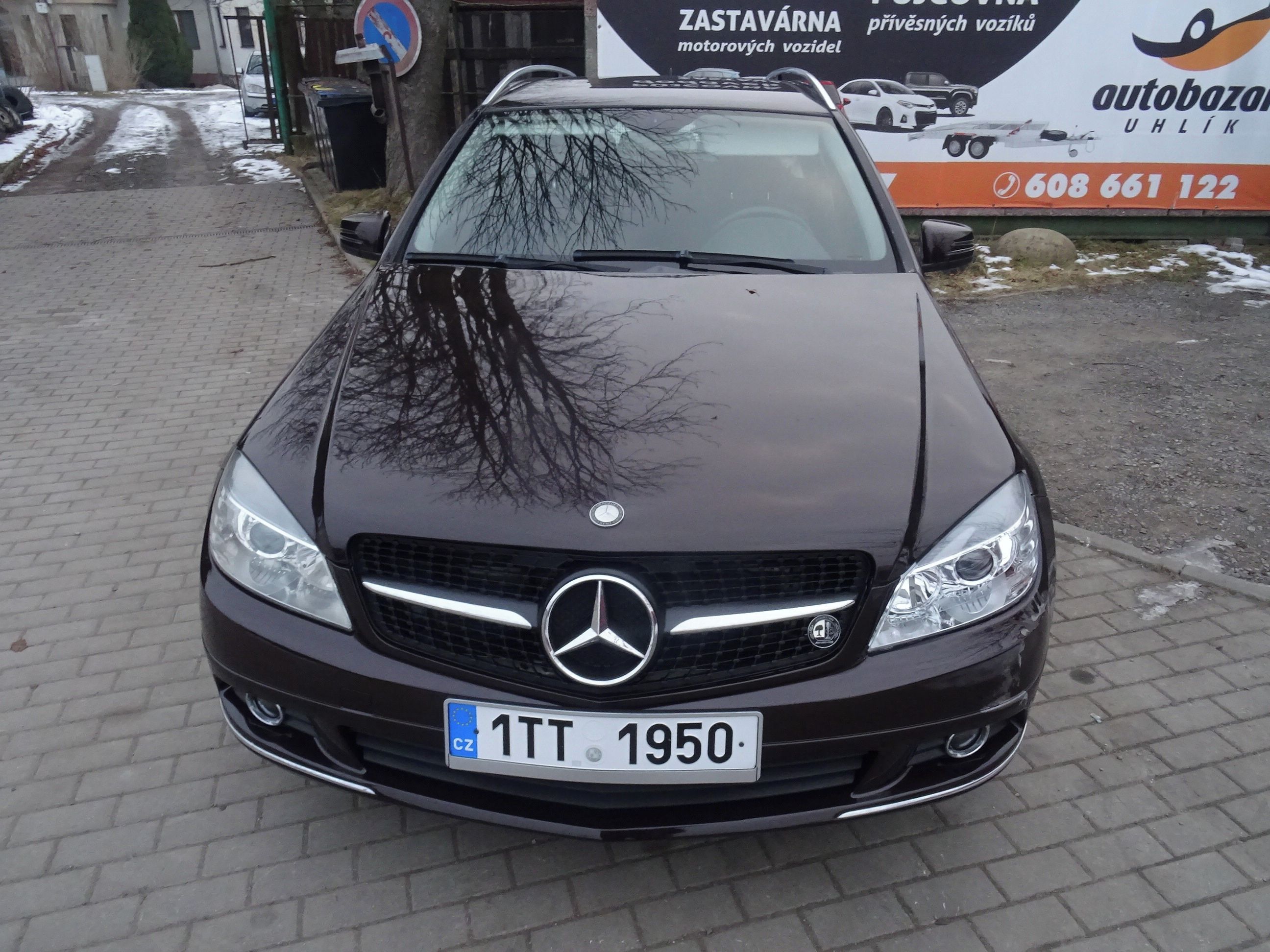 Mercedes-Benz Třídy C, 180 CGI