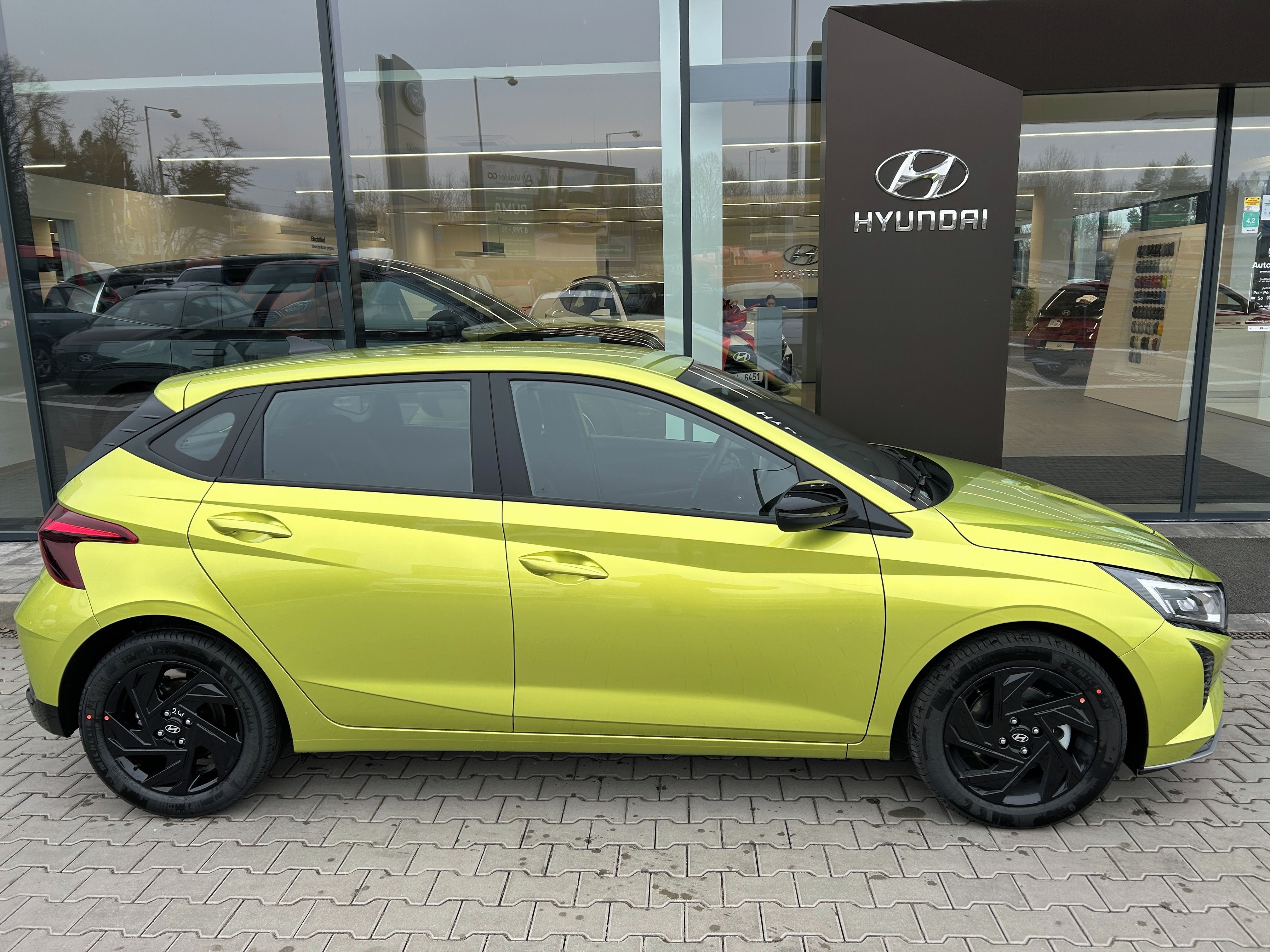 Hyundai i20, 26 1,0 T-GDI DCT GO PLUS! 66kW - fotka 3
