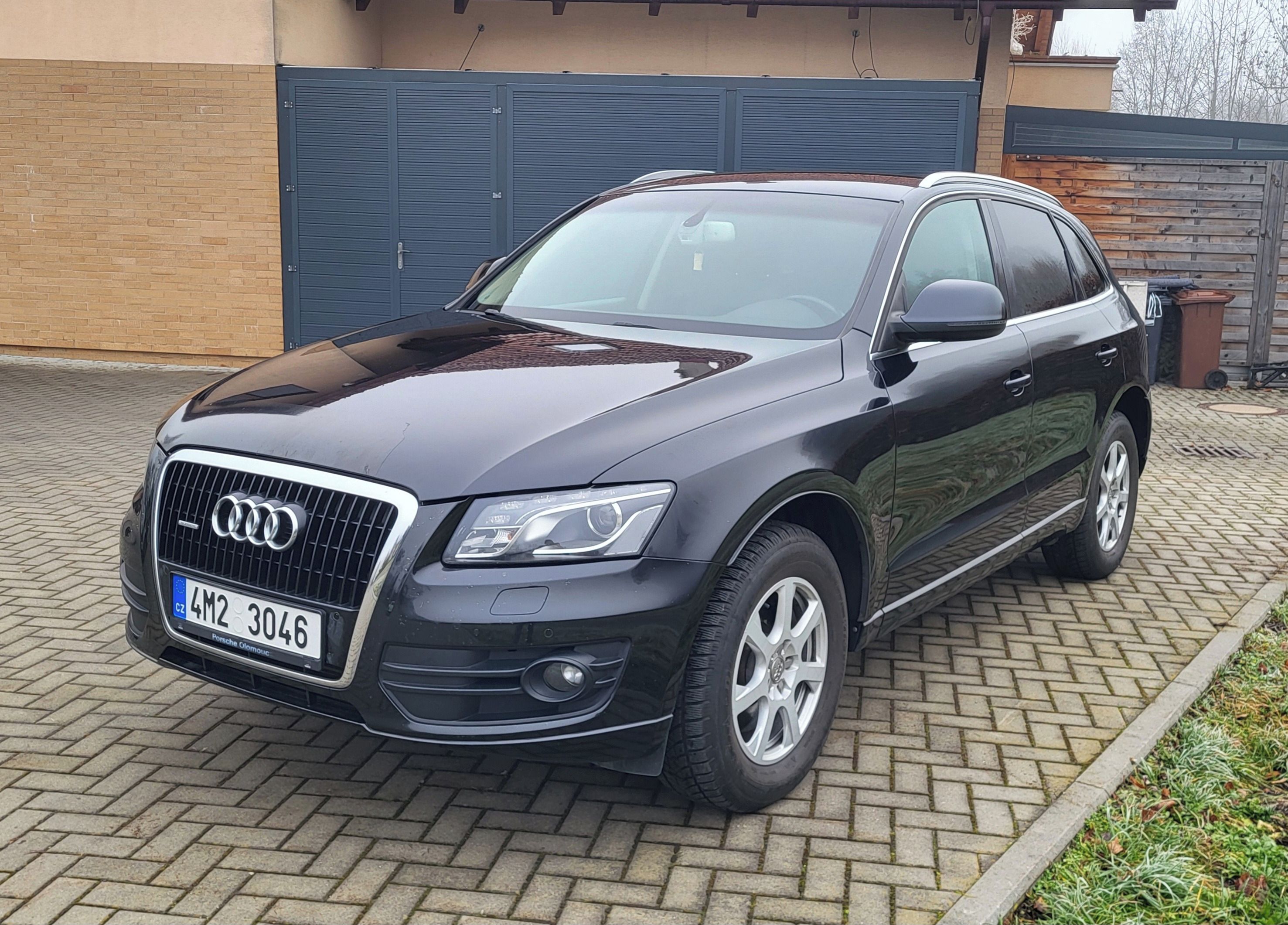 Audi Q5, 3.0TDI 176KW QUATTRO ČR servis