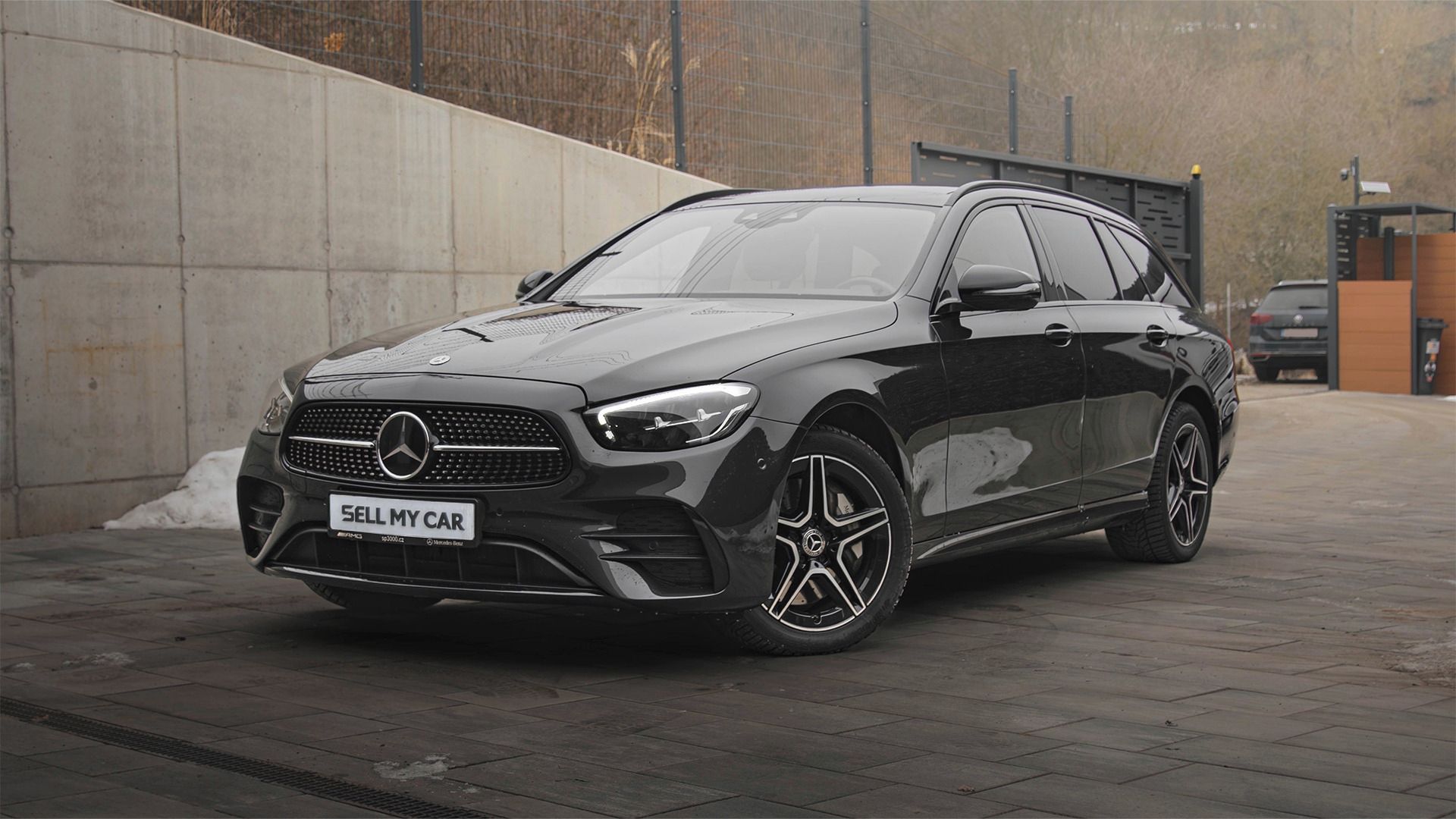Mercedes-Benz Třídy E, 300DE 4Matic 143kW DPH Hybrid