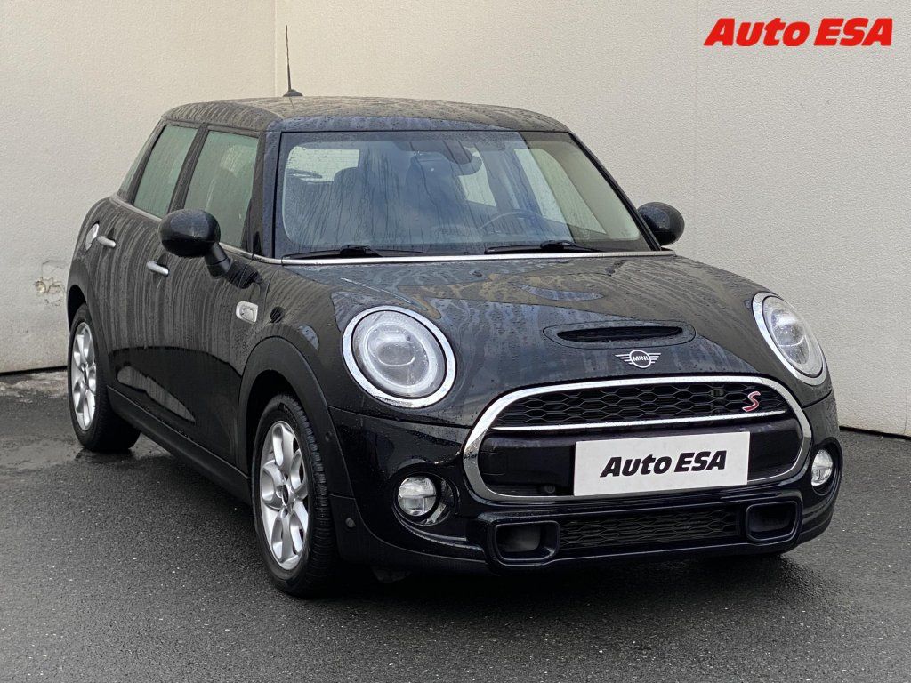 Mini Cooper S, 2.0i,LED,navi,kůže