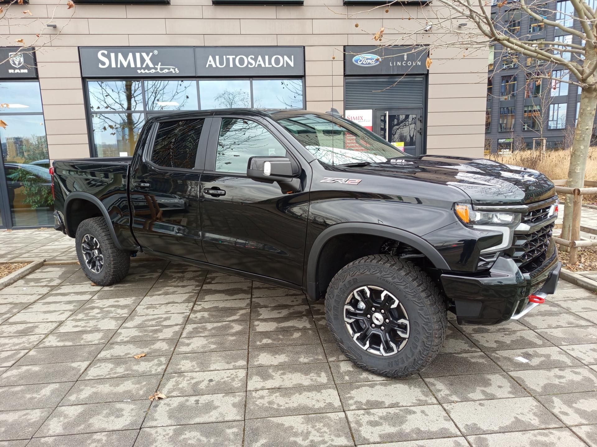 Chevrolet Silverado, ZR2, rezervováno