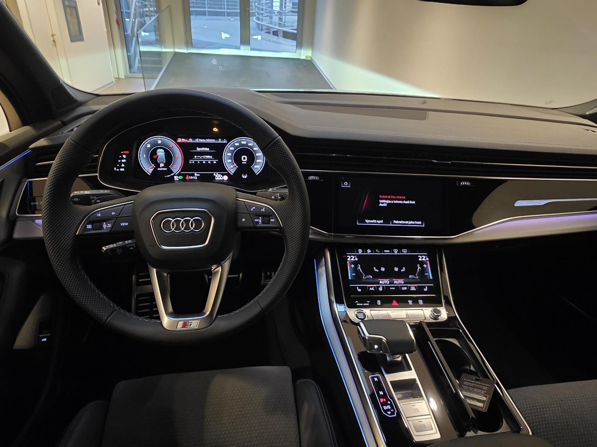 Audi Q7 - fotka 4