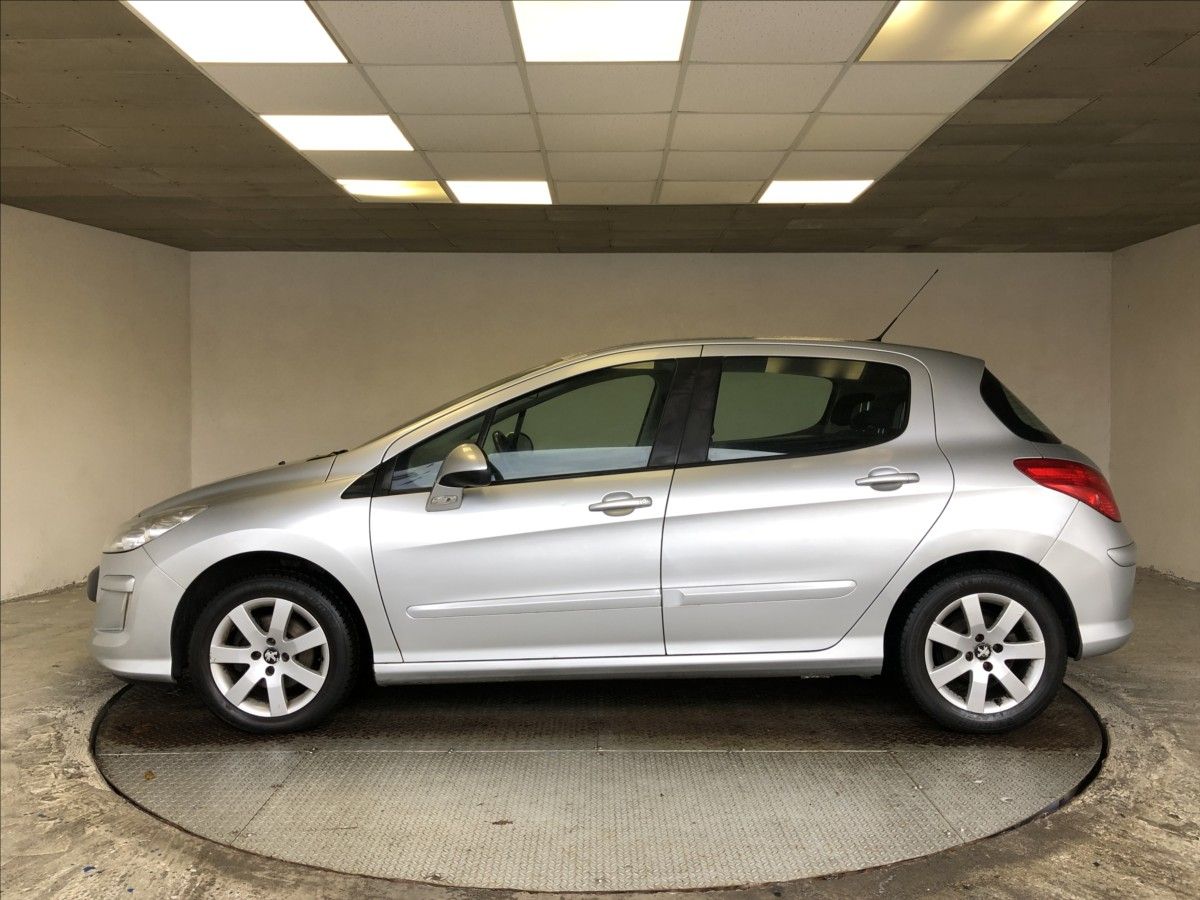 Peugeot 308, 1,6 16V - fotka 4