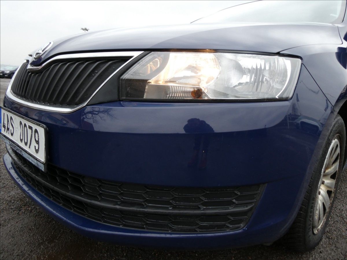 Škoda Rapid, 1,6 TDi 66kW 2x kola,klima,ČR - fotka 4