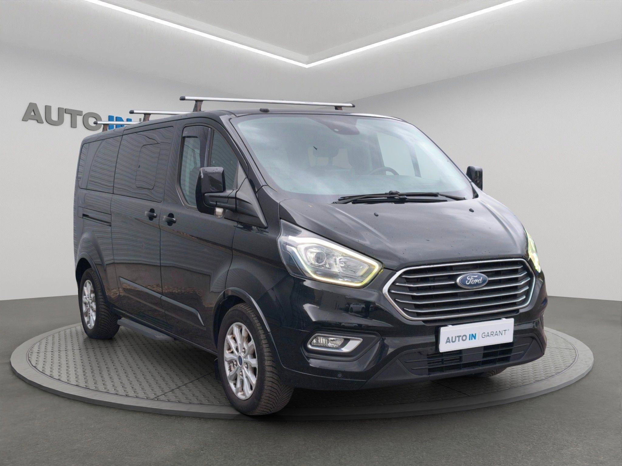 Ford Tourneo Custom, 2.0 96kW, ČR, L2, TZ, nezávisl - fotka 3