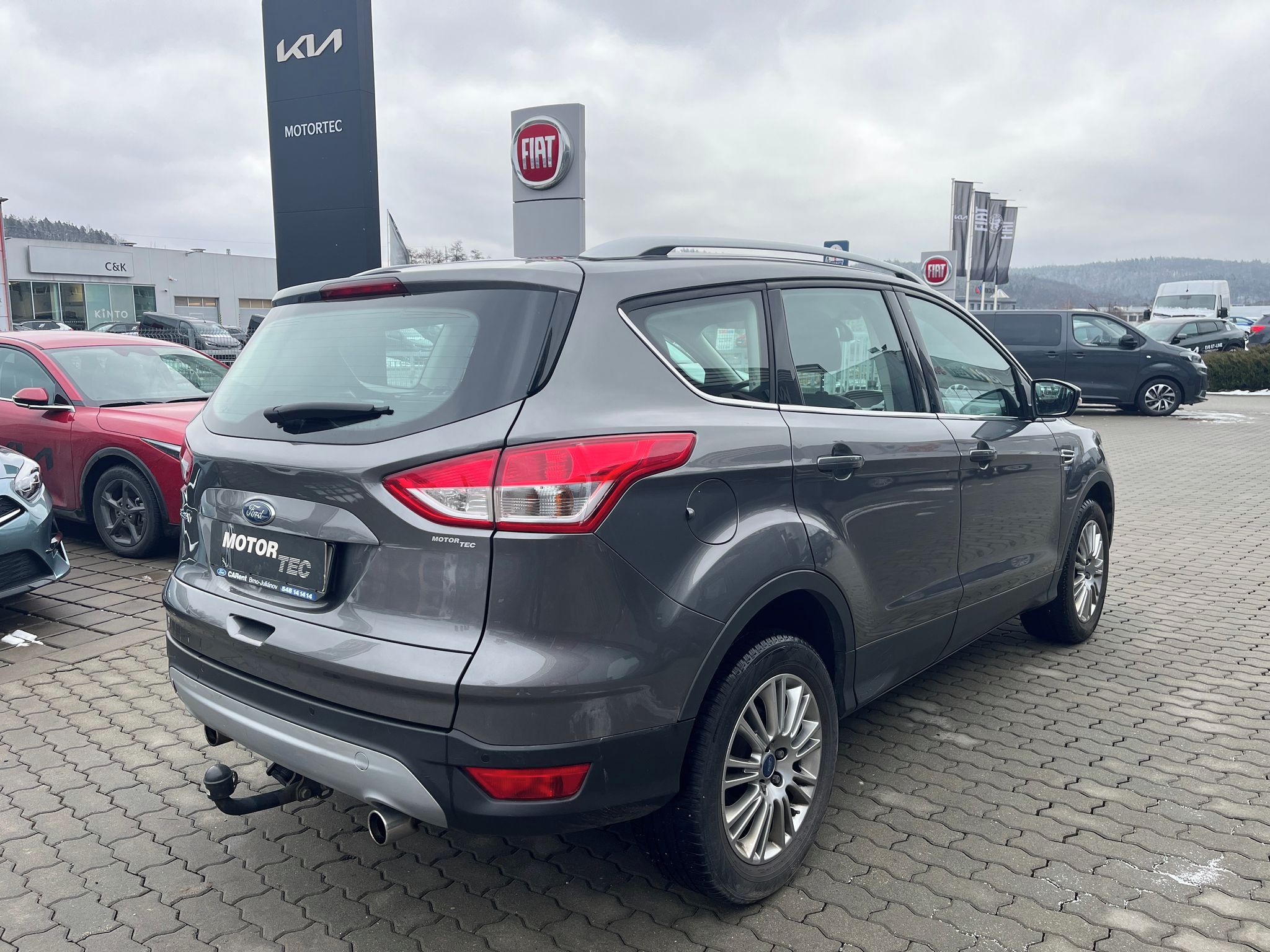 Ford Kuga, 2.0 TDCi 120kW TITANIUM AT6 4x - fotka 3