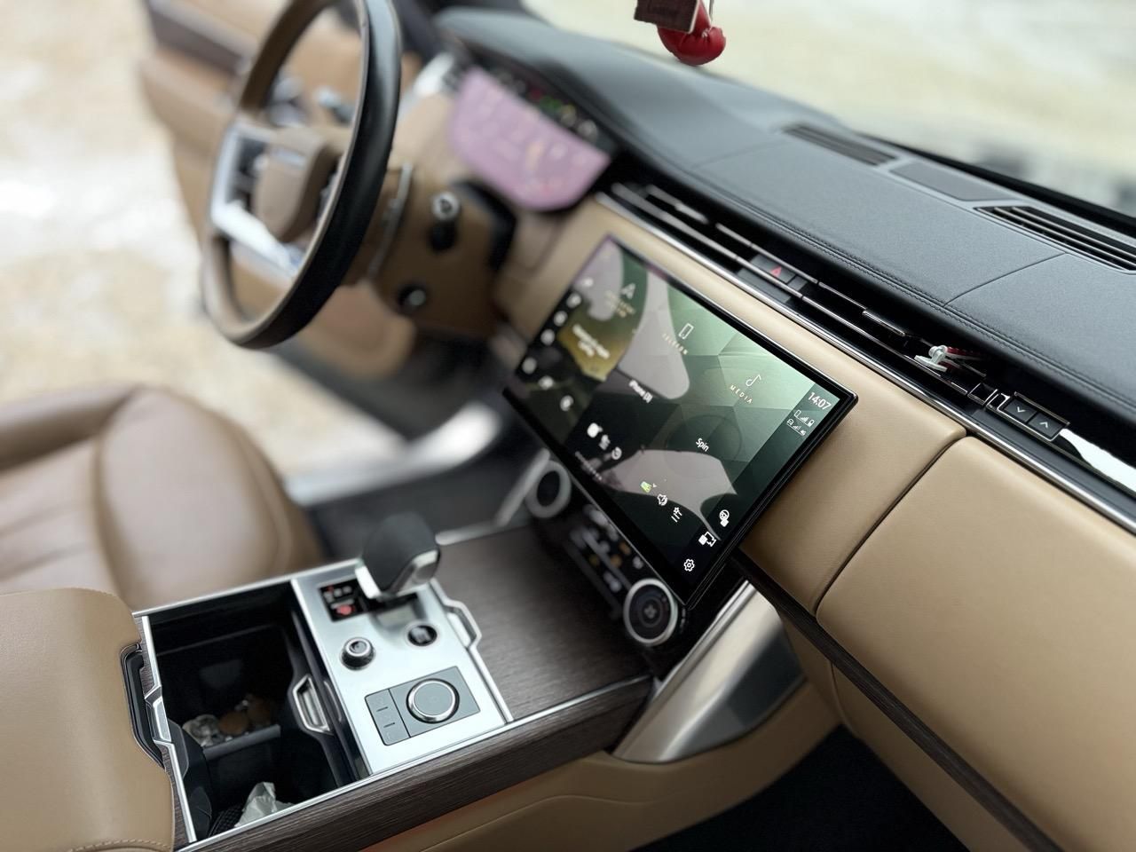 Land Rover Range Rover, 3.0 D6H,FACELIFT ,TOP - fotka 4