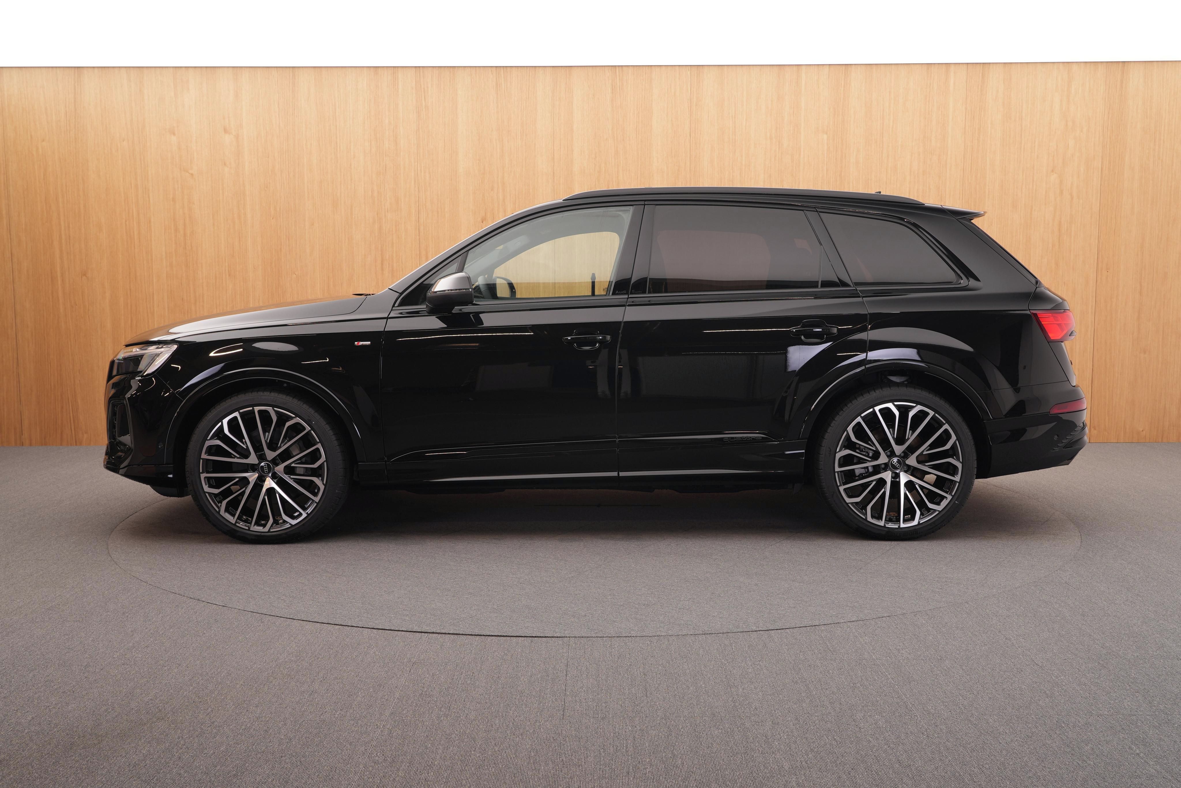 Audi Q7, S line 50 TDI quattro - fotka 2