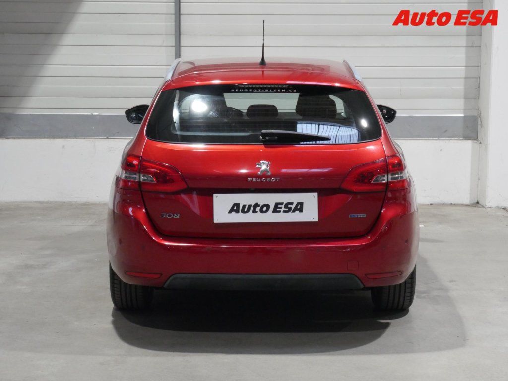 Peugeot 308, 1.2PT,1.maj,ČR,AT,LED - fotka 5