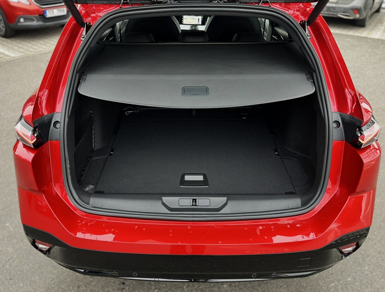 Peugeot 308, SW GT Hybrid 145 e-DCS6 - fotka 5