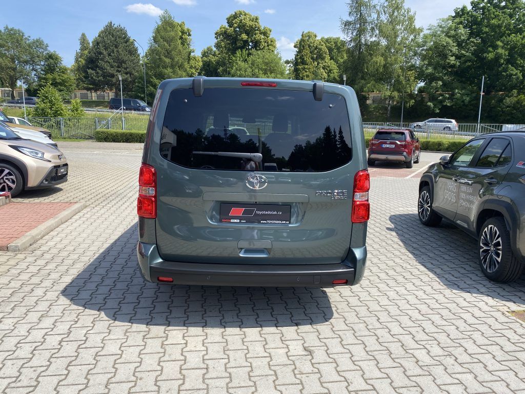 Toyota Proace Verso, 2,0 Diesel L2 8/AT Family Web - fotka 6