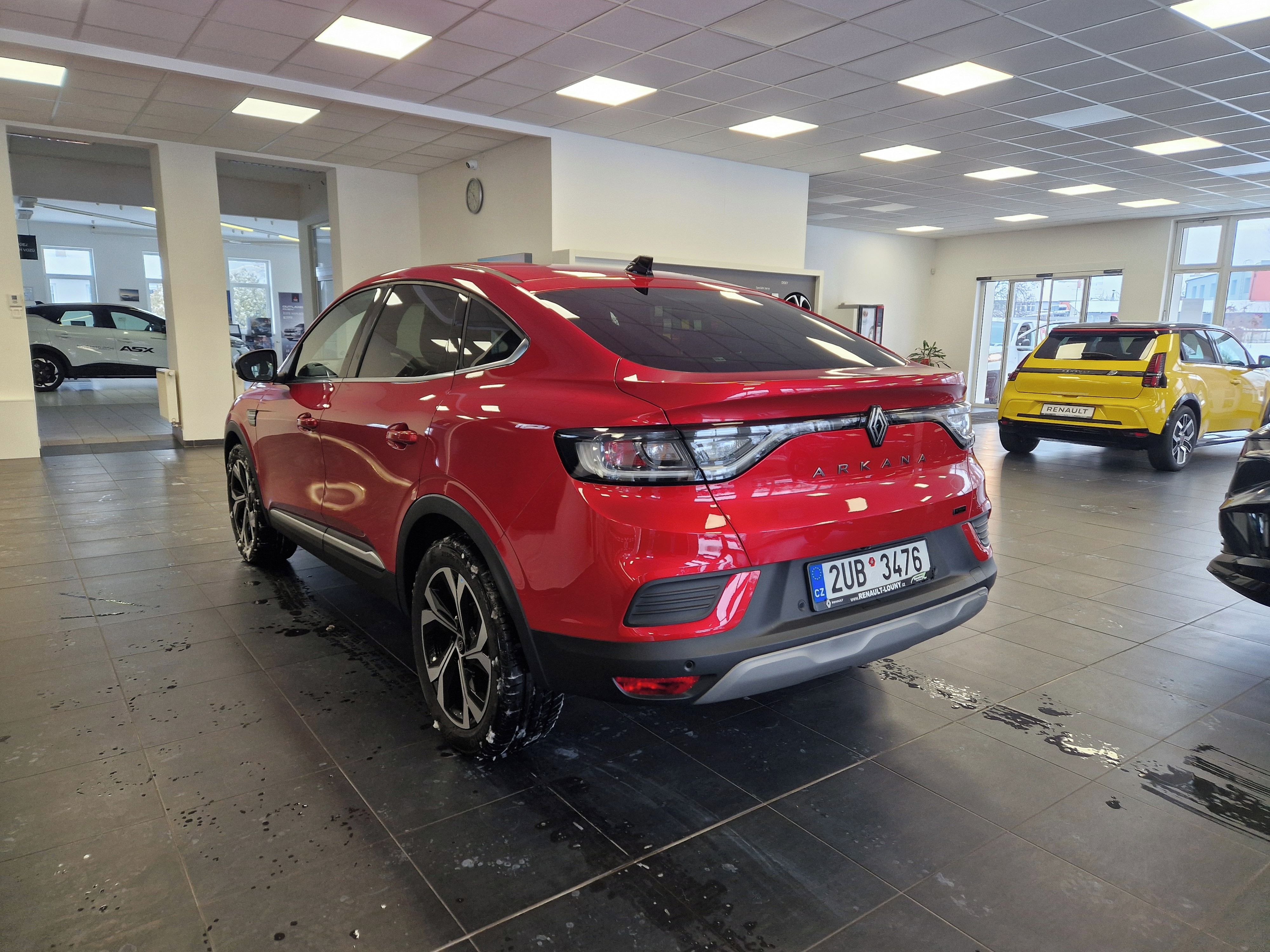 Renault Arkana, techno E-Tech full hybrid 145 - fotka 5