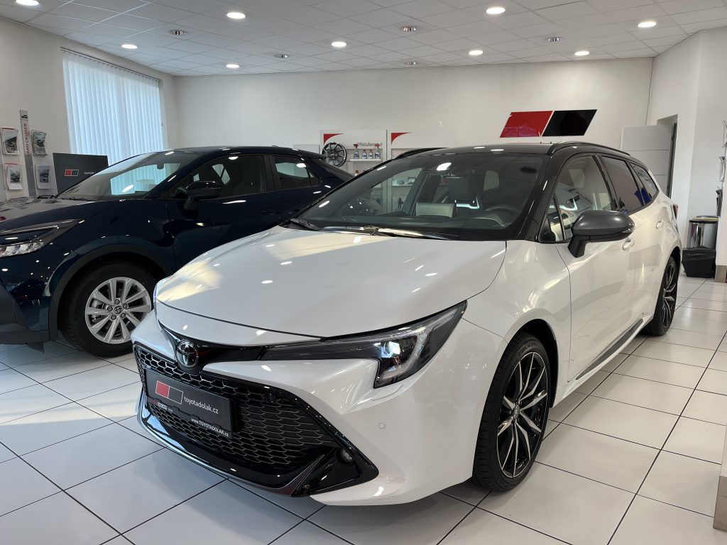 Toyota Corolla, TS 2.0 Hybrid GR SPORT - fotka 3
