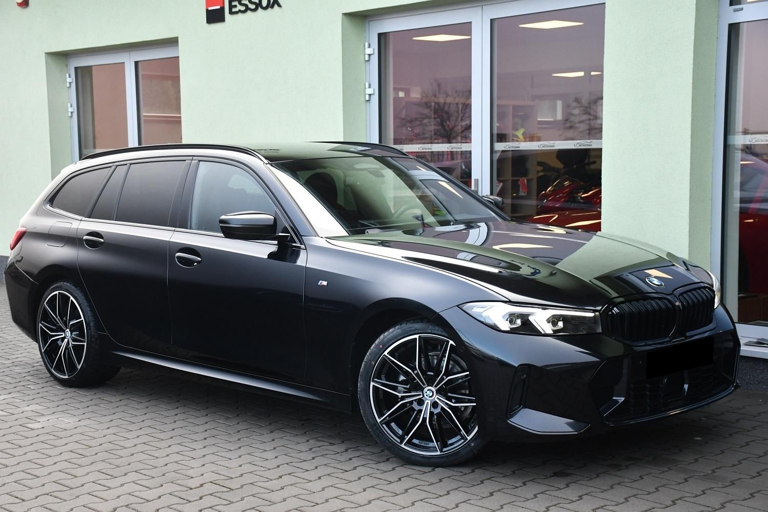 BMW Řada 3, 320d M-SPORT xD TAŽNÉ ČR 2xALU - fotka 2