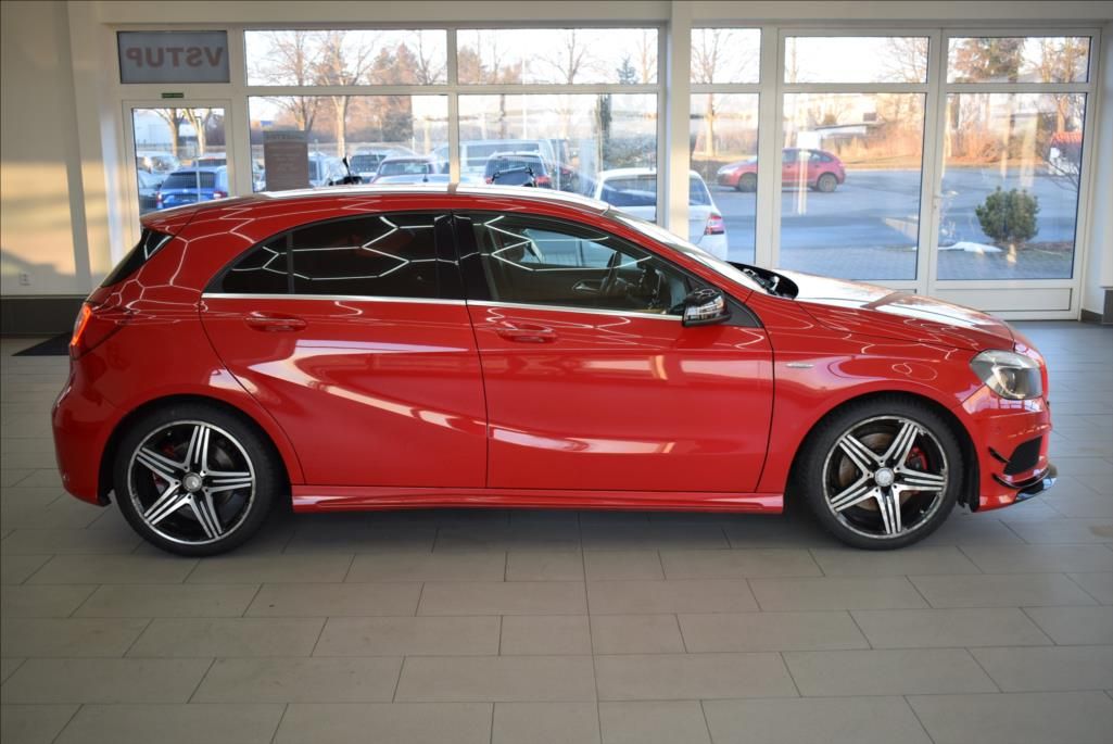 Mercedes-Benz Třídy A, 2,0 i, 250 SPORT,aut,navi, - fotka 4