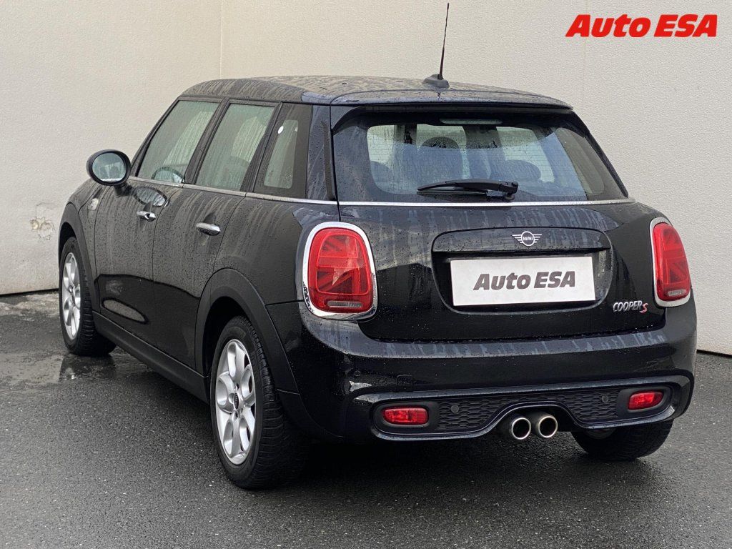 Mini Cooper S, 2.0i,LED,navi,kůže - fotka 6