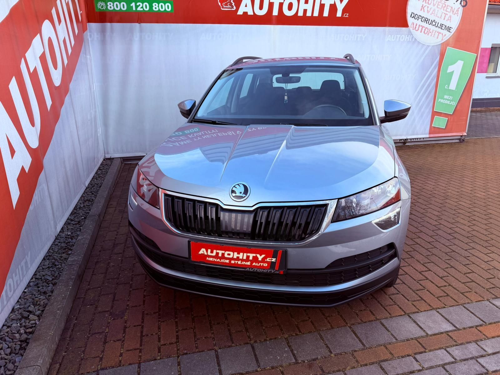 Škoda Karoq, 2.0 TDi DSG Ambition, ČR, 1.M - fotka 2