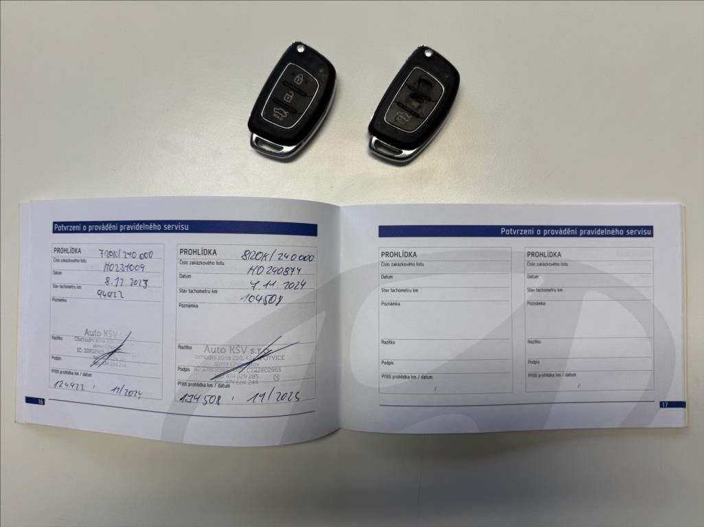 Hyundai i40, 1,7 AUTOMAT, DPH - fotka 3