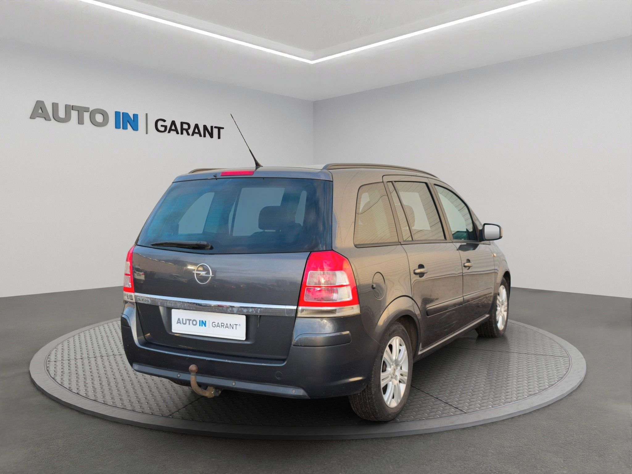 Opel Zafira, 1.6 85kw, ČR, 1.maj, tažné - fotka 6
