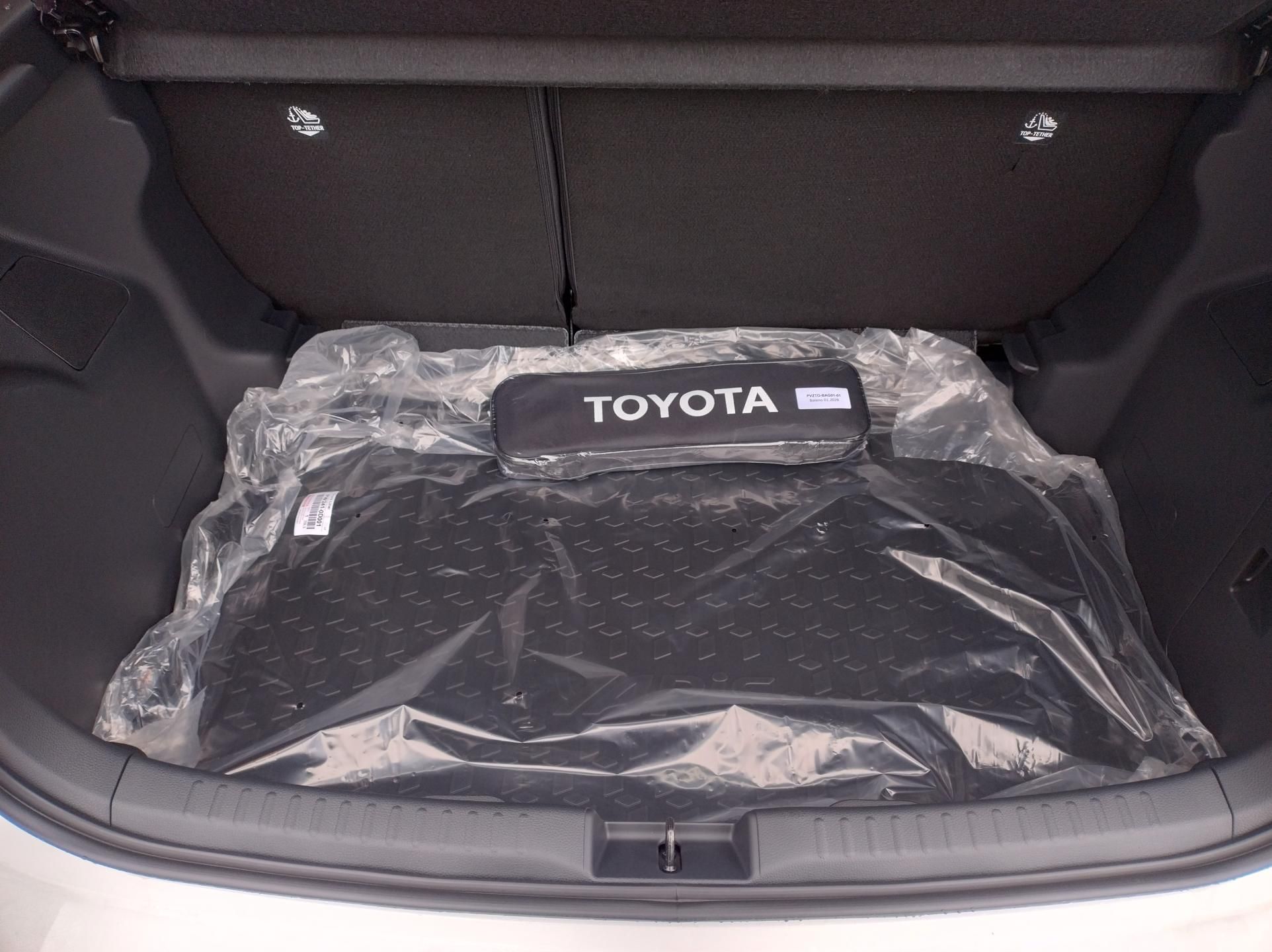 Toyota Yaris, 1.5 FHEV Limited Edition - fotka 6